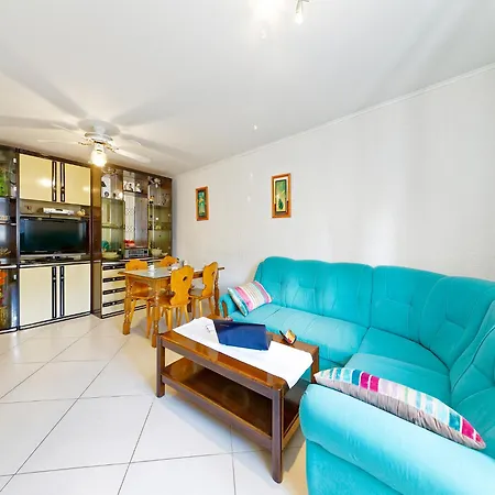 Din Apartmán Pula